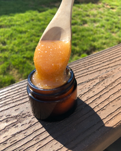 Load image into Gallery viewer, Honey Face Scrub